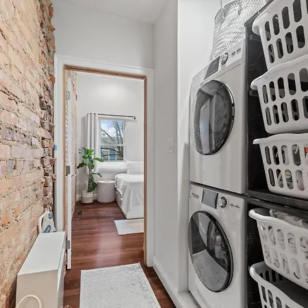 Columbia Heights Home Metro + Shopping + Parking-3