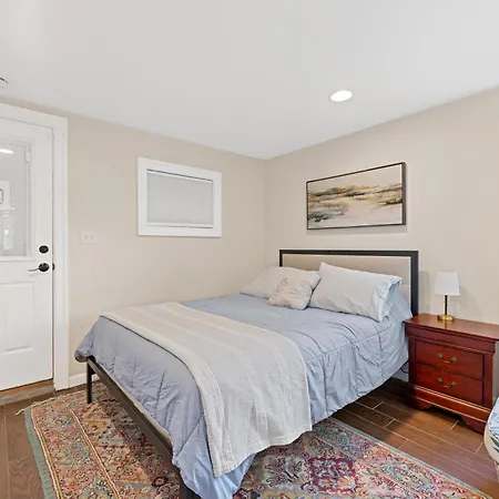 Adorable Infant Friendly 1Br Retreat-3