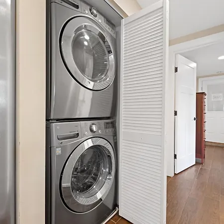 Adorable Infant Friendly 1Br Retreat-2