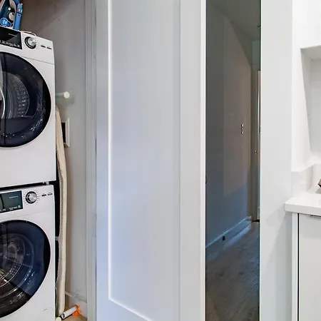 Bright & Cozy 1-Br Alcove In Bloomingdale-3