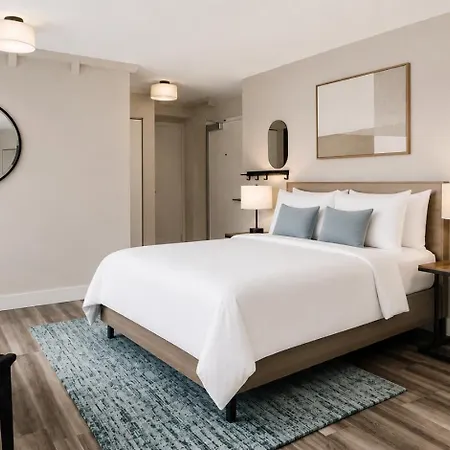 Global Luxury Suites At Georgetown-2