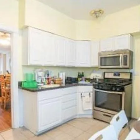 Washington Dc Home Sleeps 8 Anacostia Free Parking-3