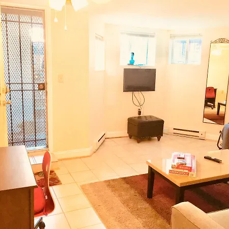 Otis' Place A Home-Base In Washington, D.C.-2