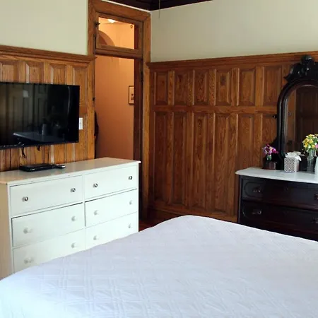 Adam'S Inn-3