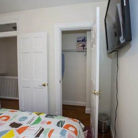 3-Min Walk To Petworth Metro Station ;10 Mins To Convention Center: Private Cozy And Quiet Bedroom And Bathroom-3