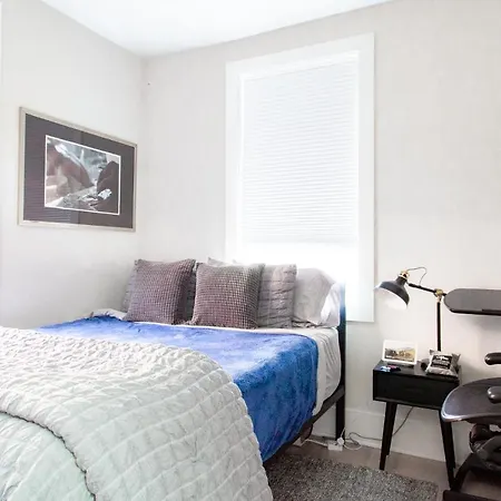 ** Suite Dreams On The Rox ** Elegant & Private-3