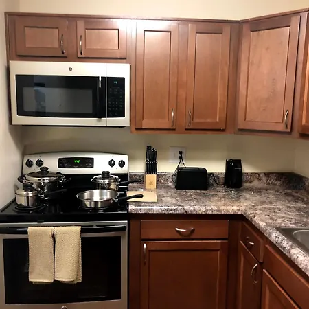 Shaw Convention Center Apartments 30 Day Stays-2