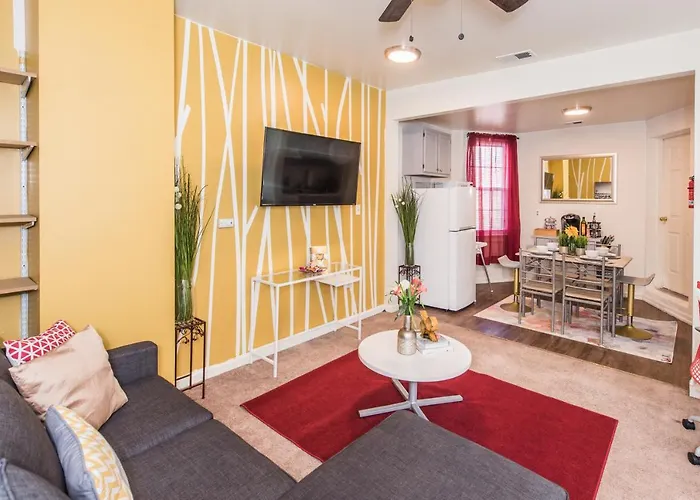 Ch2 Ch3 Fully Furnished Spacious Oasis Dog-Friendly 2Br Capitol Hill