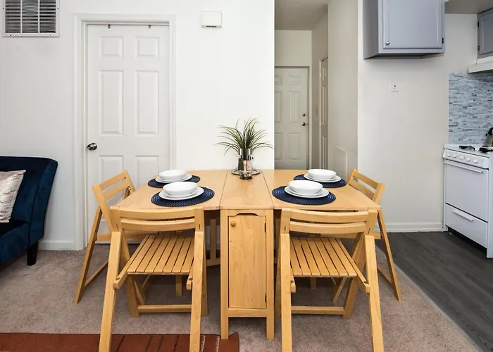 Ch2 Ch3 Fully Furnished Spacious Oasis Dog-Friendly 2Br Capitol Hill