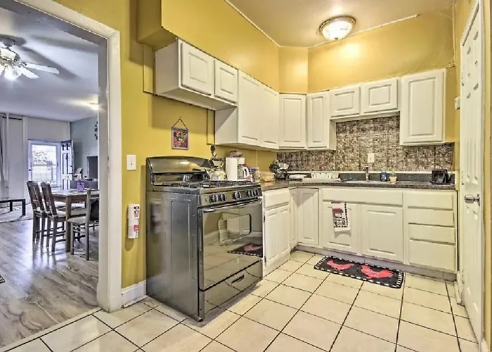 Anacostia 3 Bed Close To National Mall Free Parking