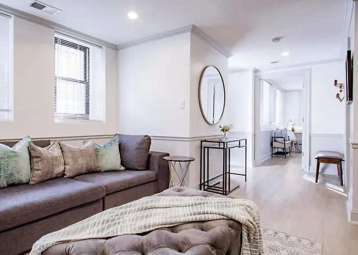 Cheery 1-Br In The Of Shaw 2 Blocks To Subway Apartment Washington