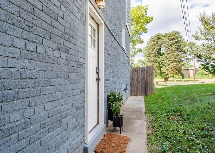 Private 1-Br Dc Residential-Style Stay Parking