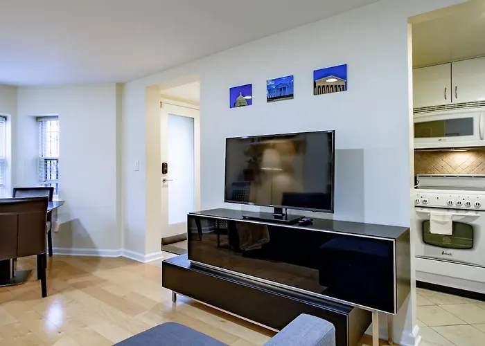 Appartement Gem Off Of 14Th St Nw Near U St & Logan Circle à Washington acceptant les animaux