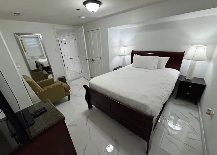 Lovely Remodeled 2Bdrm Basement Home