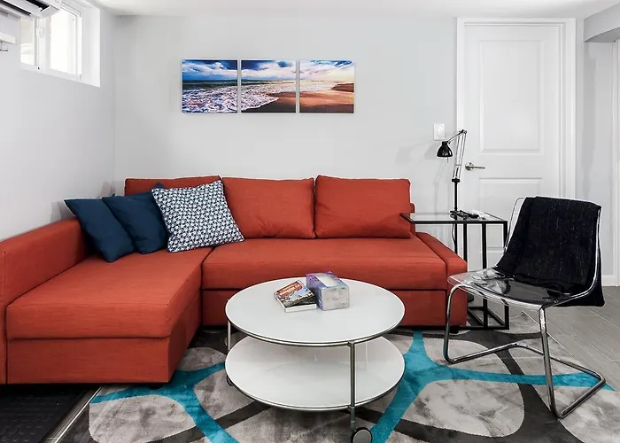 Gladys And David'S Apartment